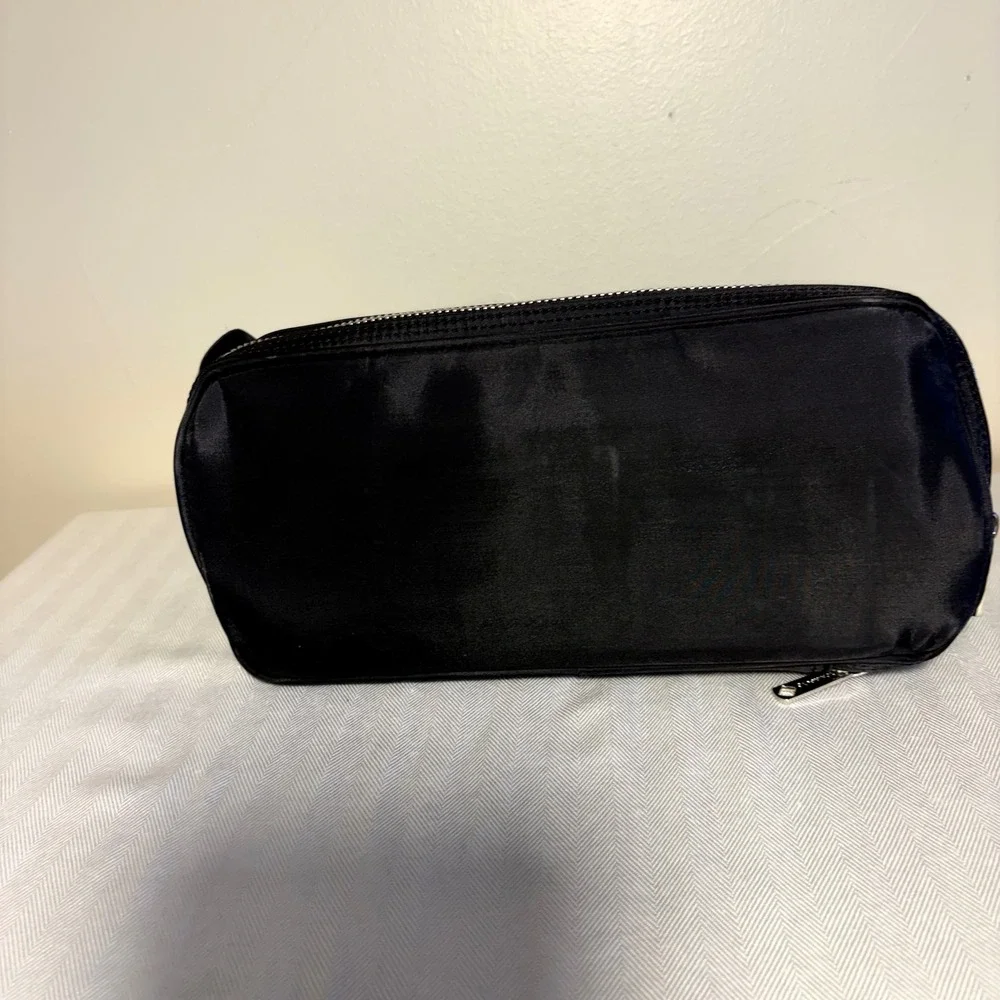 TONI&GUY Black Double Zip Hair Cady Toiletry Bag Cosmetic Travel Pouch Organizer